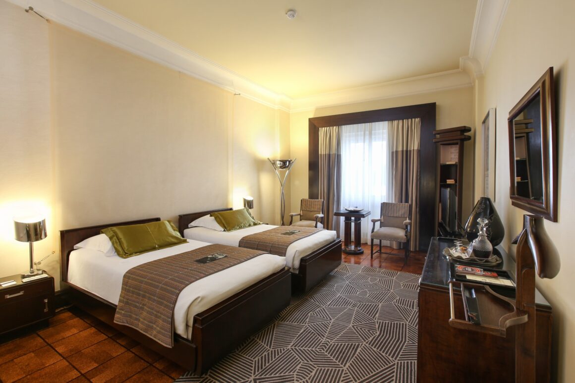 A poesia acontece no hotel