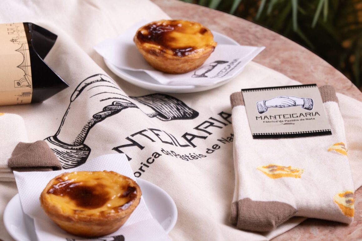 Pasteis de nata a meias