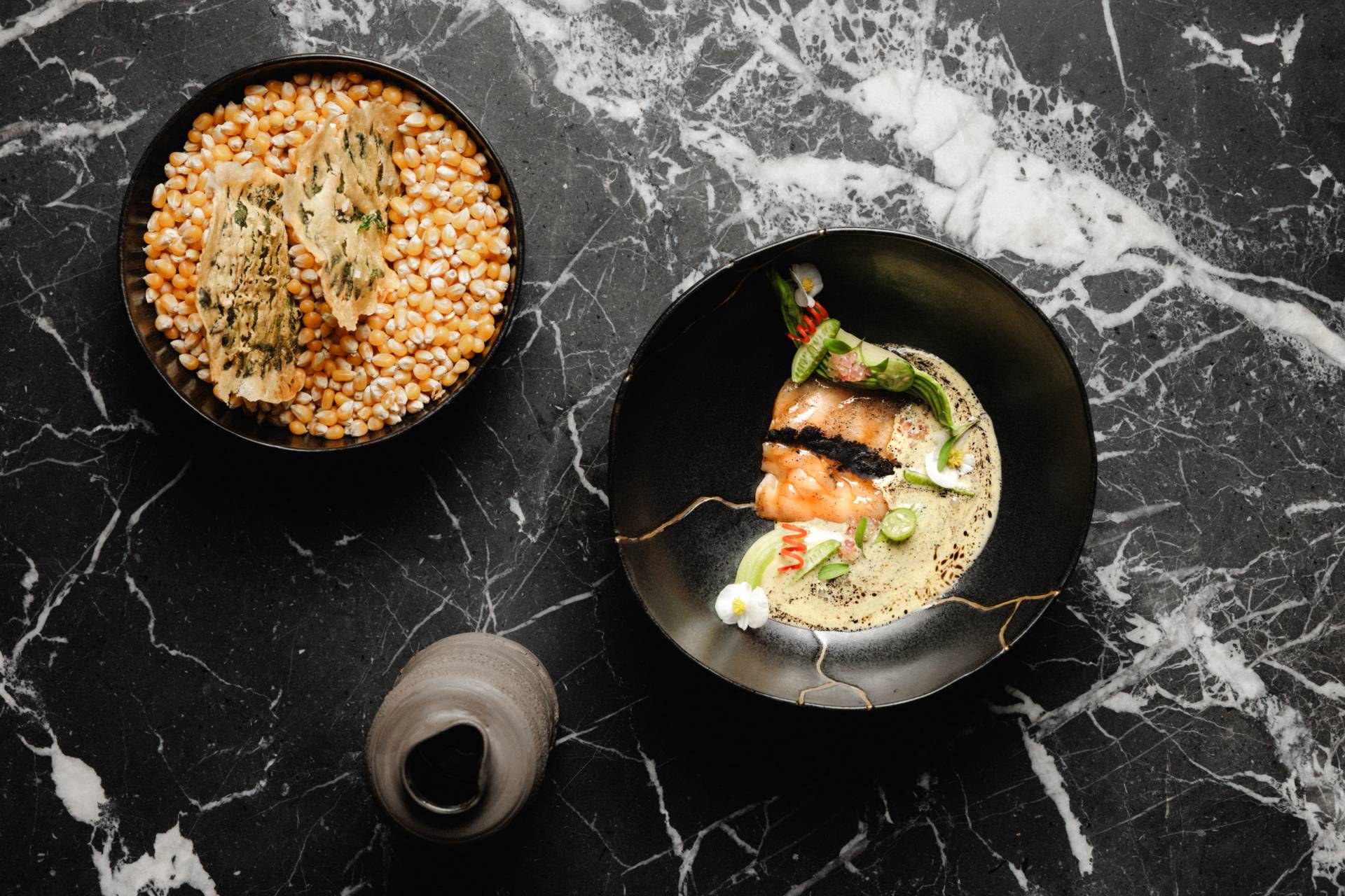 Peixe em cinza e gelado de pau santo? Este gastrobar é uma (boa) provocação