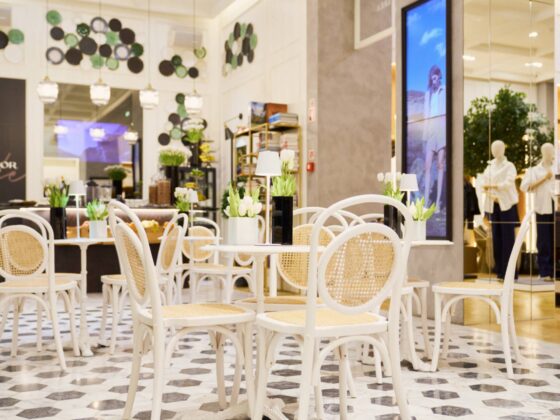 Moda e um café?