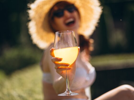 Estes vinhos harmonizam com o verão