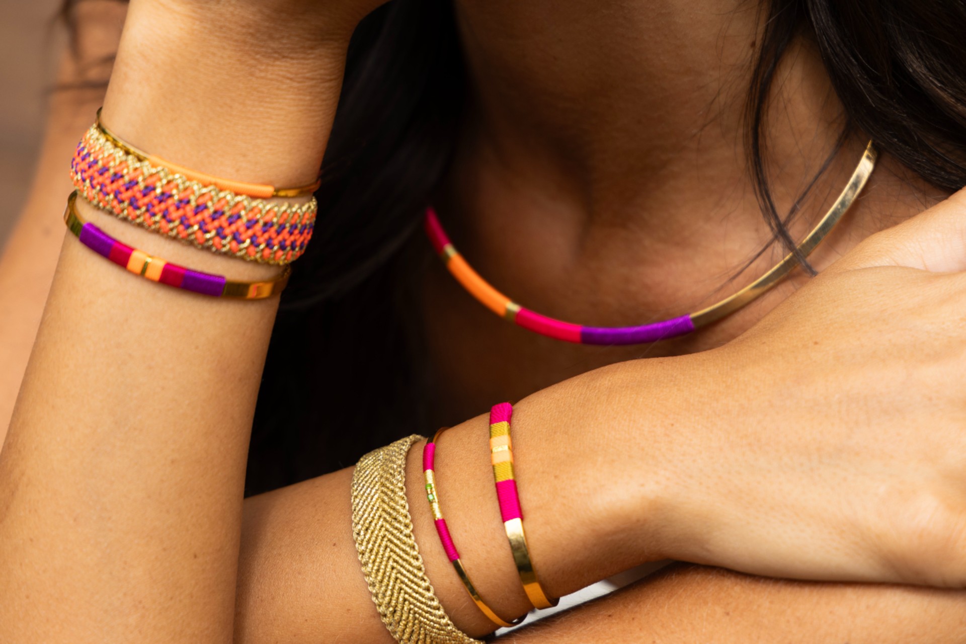 Pulseiras, sim! Aborrecidas, não!